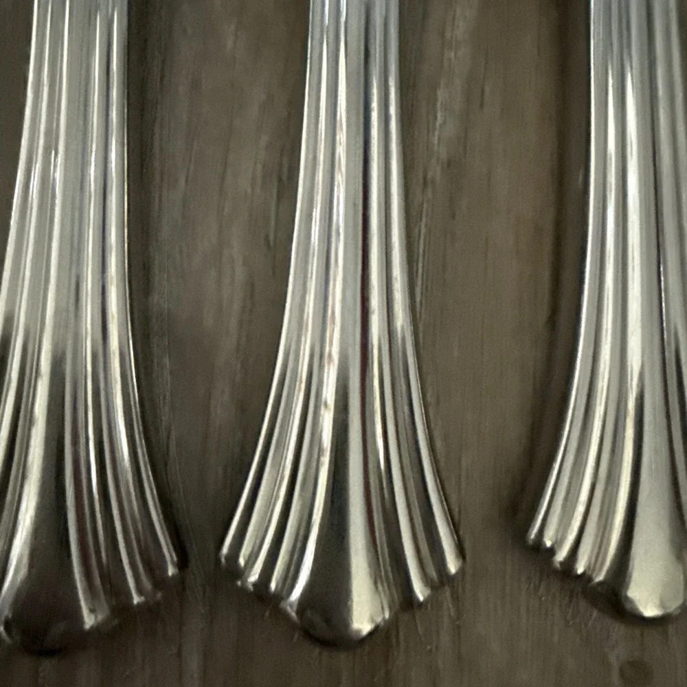 Set‎ of 5 Reed & Barton 1800 Luxury 18/8 Stainless Dinner Knife Glossy- 9